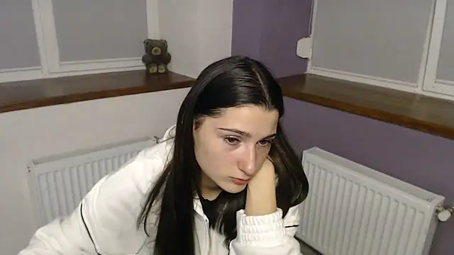 a alessia online show from October 2025 01:59:02 PM