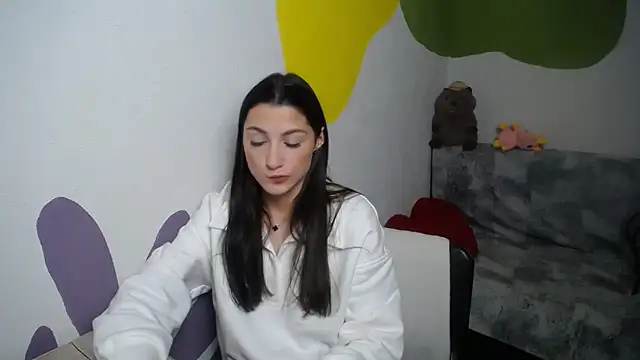 a alessia online show from October 2025 02:30:01 PM