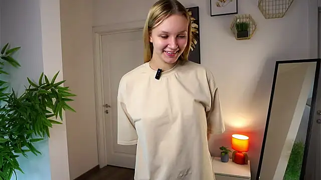 Snapshot of ElissaGlod chatting on October 2025 11:25:01 AM ElissaGlod online show from October 2025 11:25:01 AM