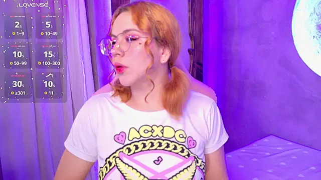 Snapshot of sussiestrawberry chatting on December 2025 10:09:01 AM sussiestrawberry online show from December 2025 10:09:01 AM