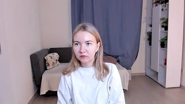 Snapshot of CathyHeximer chatting on November 2025 07:07:01 AM CathyHeximer online show from November 2025 07:07:01 AM