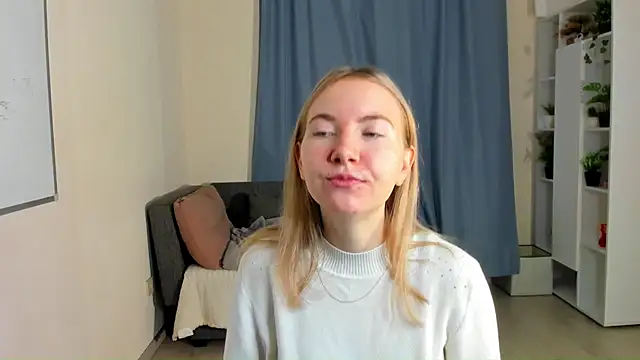 Snapshot of CathyHeximer chatting on November 2025 07:08:01 AM CathyHeximer online show from November 2025 07:08:01 AM