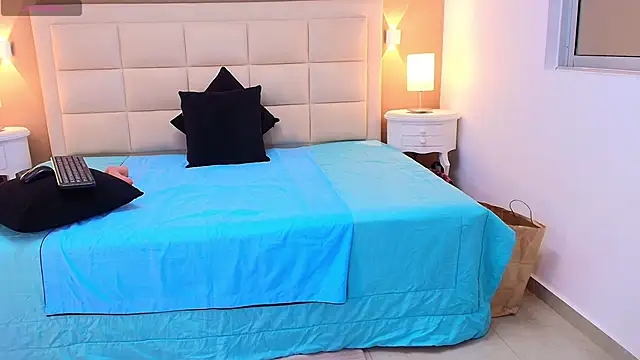 Snapshot of AngelicaMason chatting on November 2025 08:10:01 PM AngelicaMason online show from November 2025 08:10:01 PM