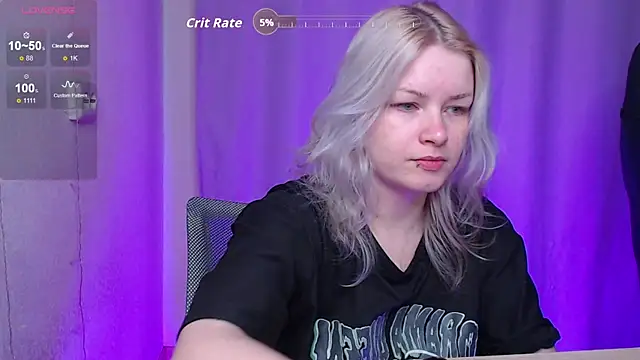 Snapshot of CherryNight6 chatting on November 2025 06:06:01 PM CherryNight6 online show from November 2025 06:06:01 PM