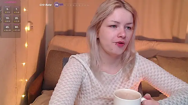 Snapshot of CherryNight6 chatting on November 2025 06:39:01 PM CherryNight6 online show from November 2025 06:39:01 PM