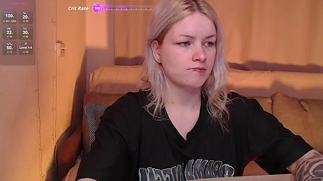 Snapshot of CherryNight6 chatting on November 2025 07:14:02 PM CherryNight6 online show from November 2025 07:14:02 PM