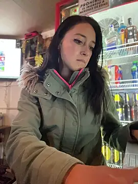 Snapshot of Lia__white chatting on November 2025 01:38:02 AM Lia white online show from November 2025 01:38:02 AM