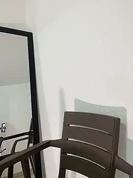 Snapshot of misschloe_ chatting on October 2025 02:19:01 PM misschloe  online show from October 2025 02:19:01 PM