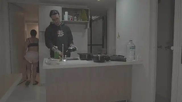 Snapshot of dan_and_daya chatting on December 2025 02:04:01 PM dan and daya online show from December 2025 02:04:01 PM