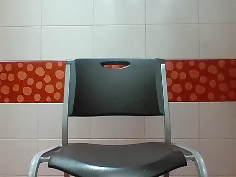 Snapshot of AngelsLunaSexy chatting on November 2025 01:17:02 AM AngelsLunaSexy online show from November 2025 01:17:02 AM