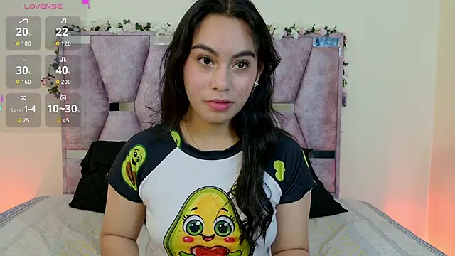 Snapshot of Iris_mandarinne chatting on October 2025 07:51:01 PM Iris mandarinne online show from October 2025 07:51:01 PM