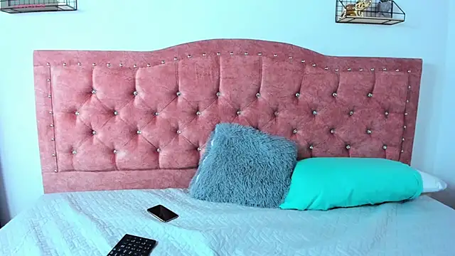 Mia rous69 online show from October 2025 05:10:01 AM