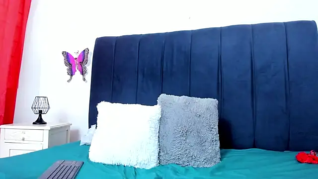 Snapshot of celena_wonder chatting on November 2025 03:56:02 PM celena wonder online show from November 2025 03:56:02 PM