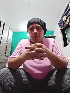 Snapshot of marimar_24 chatting on November 2025 12:35:02 AM marimar 24 online show from November 2025 12:35:02 AM