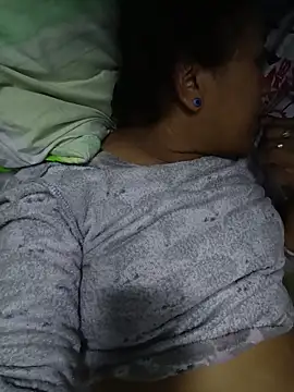 Snapshot of marimar_24 chatting on December 2025 10:48:01 PM marimar 24 online show from December 2025 10:48:01 PM