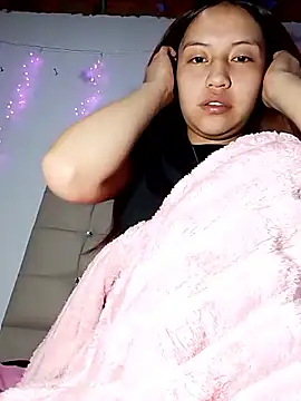 Snapshot of anny_sweet17 chatting on November 2025 10:26:02 AM anny sweet17 online show from November 2025 10:26:02 AM