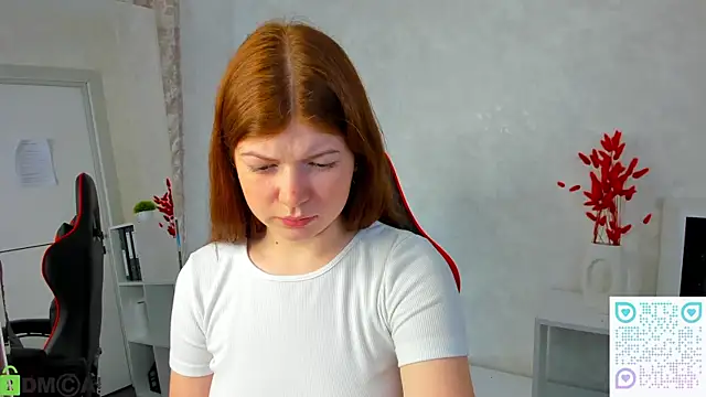 Snapshot of Nika_Jonson chatting on December 2025 01:11:02 AM Nika Jonson online show from December 2025 01:11:02 AM