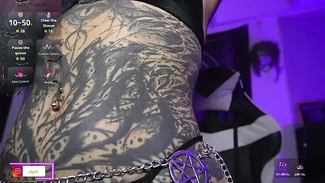 Snapshot of Dalia_Vorhees chatting on November 2025 01:15:01 AM Dalia Vorhees online show from November 2025 01:15:01 AM