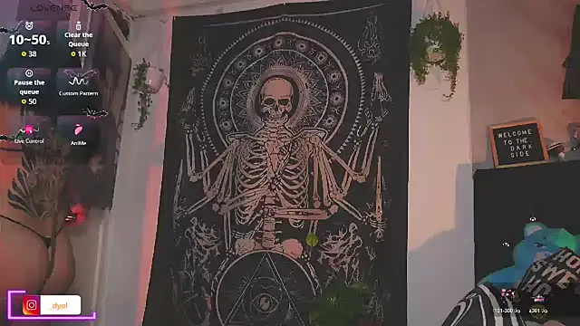 Snapshot of Dalia_Vorhees chatting on December 2025 01:15:02 AM Dalia Vorhees online show from December 2025 01:15:02 AM