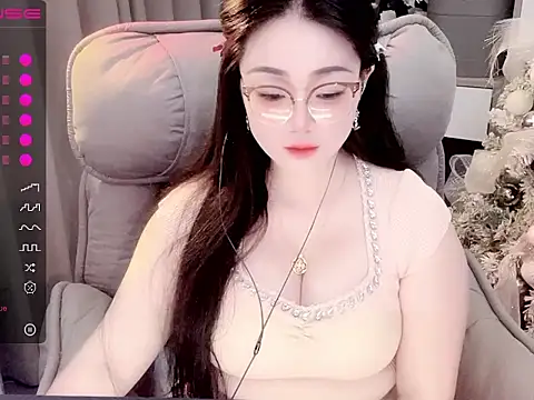 Snapshot of Monica-666888- chatting on October 2025 06:20:01 PM Monica-666888- online show from October 2025 06:20:01 PM