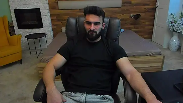 Snapshot of MicahLane chatting on November 2025 05:39:01 AM MicahLane online show from November 2025 05:39:01 AM