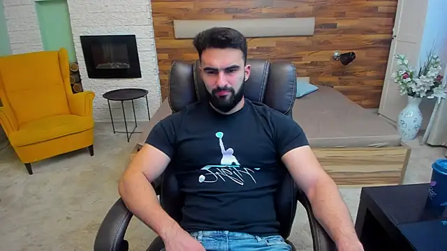 Snapshot of MicahLane chatting on November 2025 05:27:02 AM MicahLane online show from November 2025 05:27:02 AM