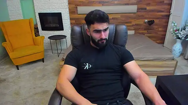 Snapshot of MicahLane chatting on November 2025 05:19:02 AM MicahLane online show from November 2025 05:19:02 AM