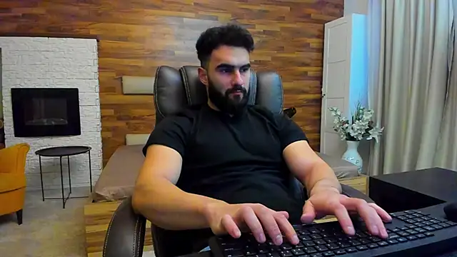 Snapshot of MicahLane chatting on November 2025 05:42:02 AM MicahLane online show from November 2025 05:42:02 AM