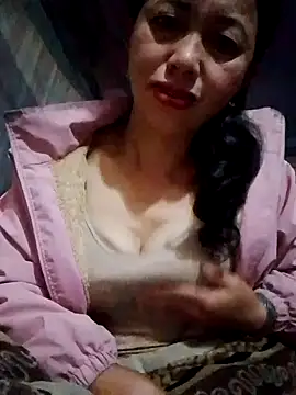 Snapshot of TRIEUTRIEU20 chatting on October 2025 05:52:01 PM TRIEUTRIEU20 online show from October 2025 05:52:01 PM