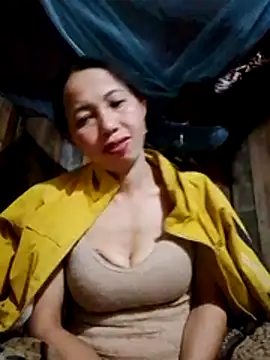 Snapshot of TRIEUTRIEU20 chatting on October 2025 02:31:01 PM TRIEUTRIEU20 online show from October 2025 02:31:01 PM