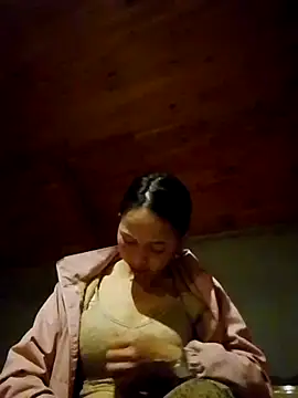 Snapshot of TRIEUTRIEU20 chatting on October 2025 12:50:01 PM TRIEUTRIEU20 online show from October 2025 12:50:01 PM