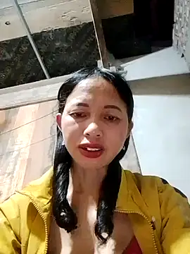 Snapshot of TRIEUTRIEU20 chatting on November 2025 09:37:02 PM TRIEUTRIEU20 online show from November 2025 09:37:02 PM