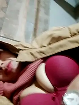 Snapshot of TRIEUTRIEU20 chatting on December 2025 09:34:02 PM TRIEUTRIEU20 online show from December 2025 09:34:02 PM