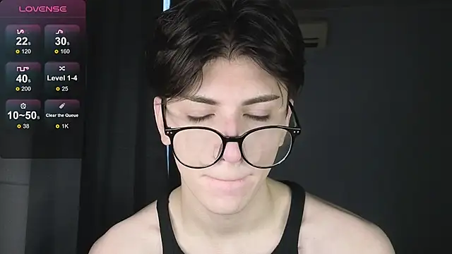 Oliver star boy  online show from November 2025 01:02:02 PM