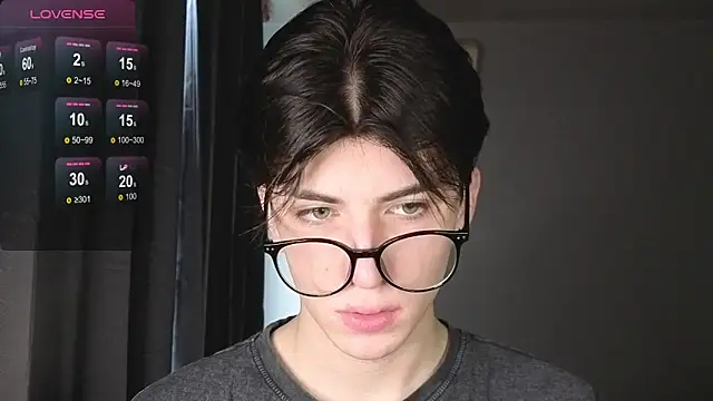 Oliver star boy  online show from November 2025 11:46:02 AM