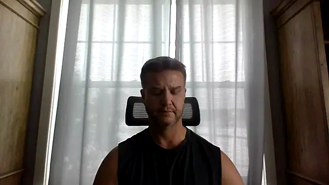Snapshot of 45andfit1 chatting on December 2025 04:11:01 PM 45andfit1 online show from December 2025 04:11:01 PM