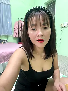 Snapshot of Star_fruit chatting on October 2025 03:31:01 AM Star fruit online show from October 2025 03:31:01 AM