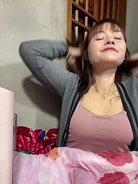 Snapshot of Star_fruit chatting on November 2025 12:49:01 PM Star fruit online show from November 2025 12:49:01 PM