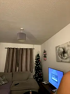 Snapshot of BubblesLovexox chatting on December 2025 06:48:01 PM BubblesLovexox online show from December 2025 06:48:01 PM