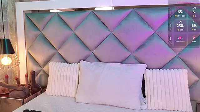 Snapshot of _giggy_2 chatting on November 2025 12:05:01 PM giggy 2 online show from November 2025 12:05:01 PM