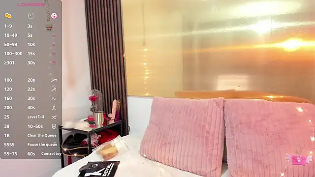 LunaaMorena online show from November 2025 01:33:02 PM