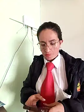 Snapshot of Valentina--1 chatting on November 2025 05:36:02 PM Valentina--1 online show from November 2025 05:36:02 PM