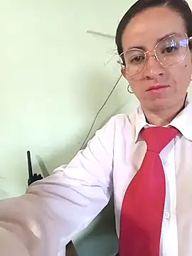 Snapshot of Valentina--1 chatting on November 2025 11:54:01 AM Valentina--1 online show from November 2025 11:54:01 AM