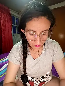 Snapshot of Valentina--1 chatting on November 2025 01:22:02 AM Valentina--1 online show from November 2025 01:22:02 AM