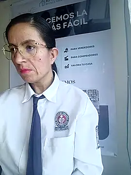 Snapshot of Valentina--1 chatting on December 2025 12:03:02 PM Valentina--1 online show from December 2025 12:03:02 PM