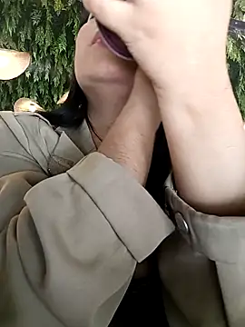 Snapshot of ScarlettParker chatting on December 2025 03:21:02 PM ScarlettParker online show from December 2025 03:21:02 PM