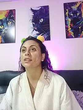 Snapshot of Caroline_Jons chatting on October 2025 11:23:02 AM Caroline Jons online show from October 2025 11:23:02 AM