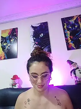 Snapshot of Caroline_Jons chatting on December 2025 10:42:01 AM Caroline Jons online show from December 2025 10:42:01 AM