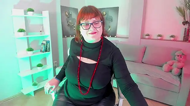 KendallRoie online show from October 2025 09:44:01 AM