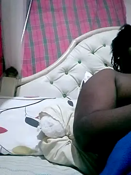 Snapshot of FaithMatsane chatting on November 2025 07:49:02 PM FaithMatsane online show from November 2025 07:49:02 PM